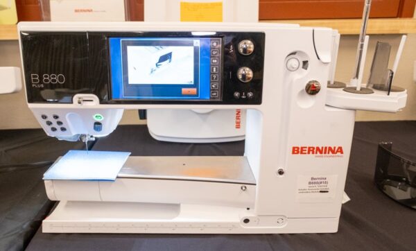 bernina 880 sewing machine