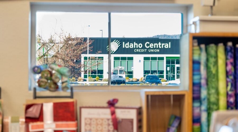 iccu across the street quilt shop sewing machines