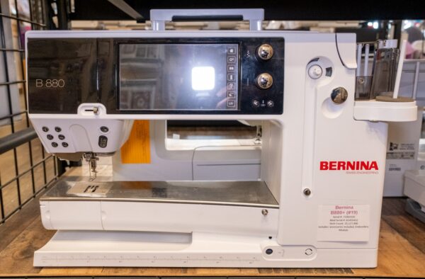 bernina sewing machine