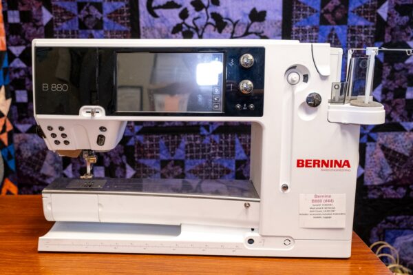 bernina 880